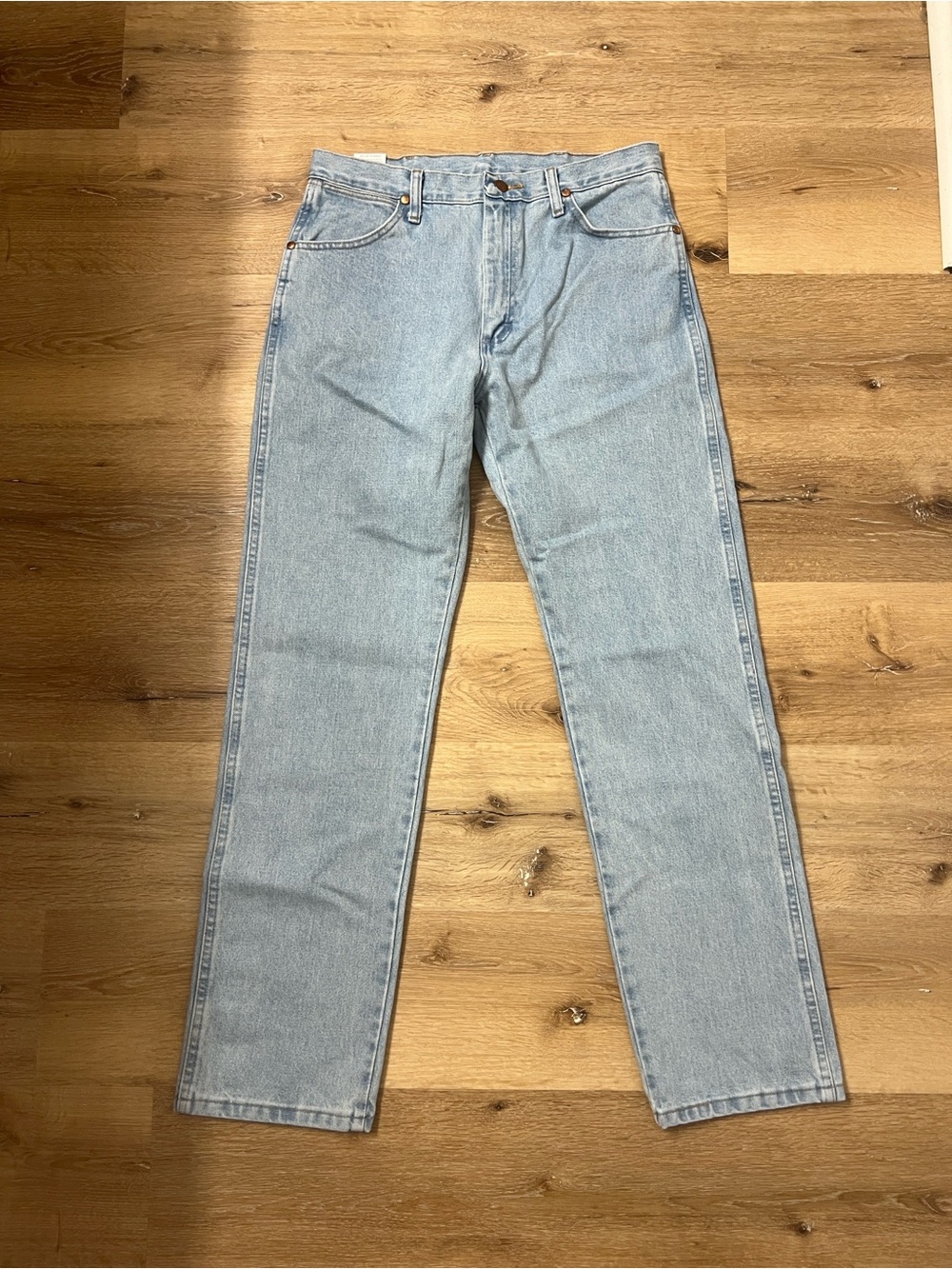 32x32 NWT Cowboy Cut